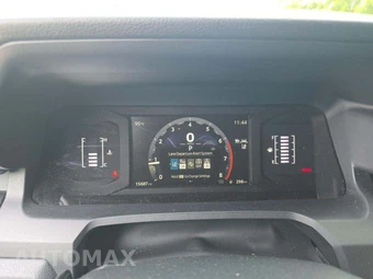 2026 Toyota 4Runner SR5 - miniatura 9