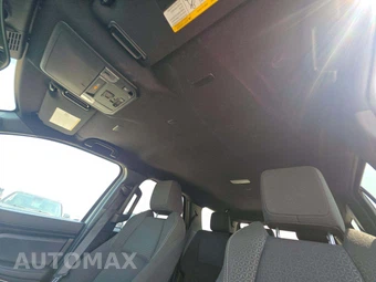 2026 Toyota 4Runner SR5 - miniatura 8