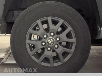 2026 Toyota 4Runner SR5 - miniatura 11