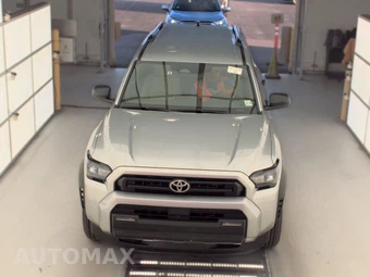 2026 Toyota 4Runner SR5 - miniatura 2