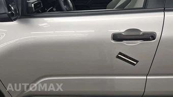 2026 Toyota 4Runner SR5 - miniatura 28