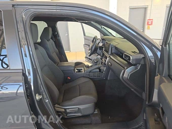 2026 Toyota 4Runner SR5 - miniatura 19