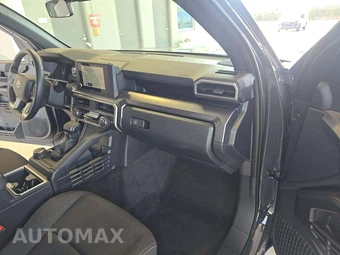 2026 Toyota 4Runner SR5 - miniatura 20