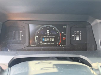 2026 Toyota 4Runner SR5 - miniatura 12