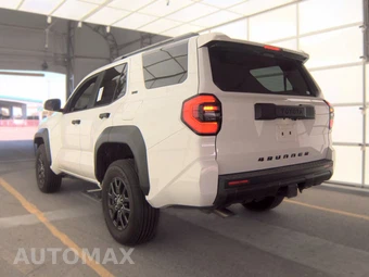 2026 Toyota 4Runner SR5 - miniatura 6