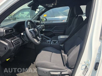 2026 Toyota 4Runner SR5 - miniatura 7
