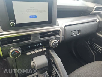 2026 Toyota 4Runner SR5 - miniatura 11