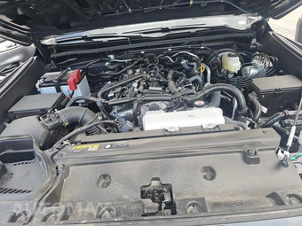 2026 Toyota 4Runner SR5 - miniatura 15