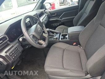 2026 Toyota 4Runner SR5 - miniatura 7