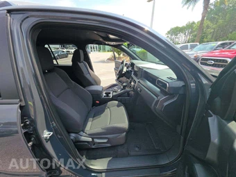 2026 Toyota 4Runner SR5 - miniatura 16