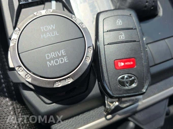 2026 Toyota 4Runner SR5 - miniatura 5