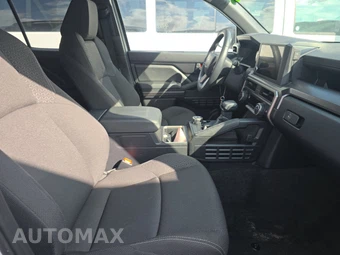 2026 Toyota 4Runner SR5 - miniatura 14