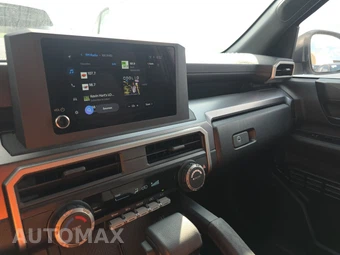 2026 Toyota 4Runner SR5 - miniatura 17