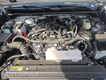 2026 Toyota 4Runner SR5 - miniatura 23