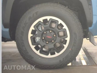 2026 Toyota 4Runner TRD Off Road Premium - miniatura 10