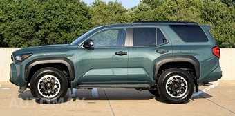 2026 Toyota 4Runner TRD Off Road Premium - miniatura 4