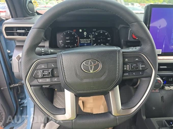 2026 Toyota 4Runner TRD Off Road Premium - miniatura 10