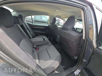 2026 Toyota Camry LE - miniatura 16
