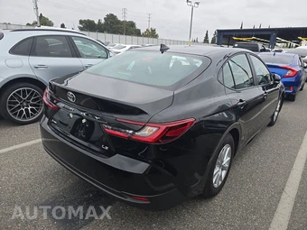 2026 Toyota Camry LE - miniatura 4