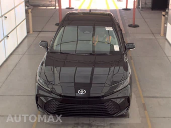 2026 Toyota Camry LE - miniatura 2