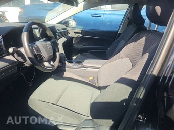 2026 Toyota Camry LE - miniatura 7