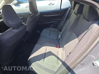 2026 Toyota Camry LE - miniatura 13
