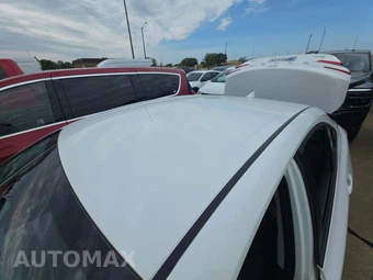 2026 Toyota Camry LE - miniatura 12