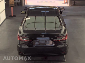 2026 Toyota Camry LE - miniatura 5