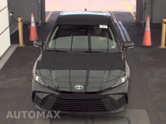 2026 Toyota Camry LE - miniatura 2