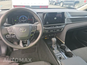 2026 Toyota Camry LE - miniatura 11