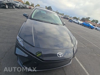 2026 Toyota Camry LE - miniatura 2