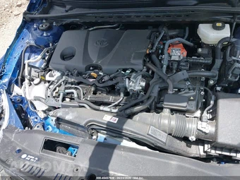 2026 Toyota Camry LE - miniatura 9