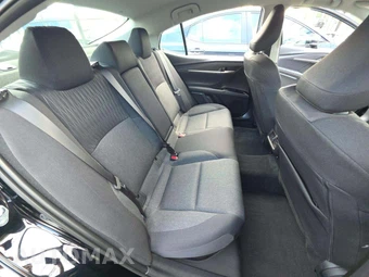 2026 Toyota Camry LE - miniatura 16