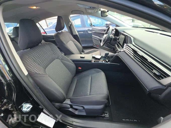 2026 Toyota Camry LE - miniatura 18