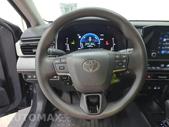 2026 Toyota Camry LE - miniatura 10