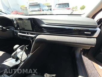2026 Toyota Camry LE - miniatura 19
