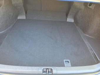 2026 Toyota Camry LE - miniatura 14