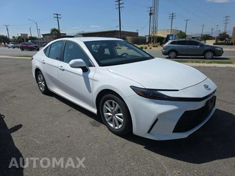 2026 Toyota Camry LE - miniatura 4