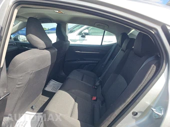 2026 Toyota Camry LE - miniatura 13
