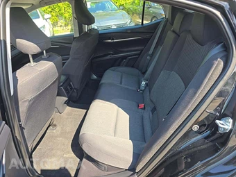 2026 Toyota Camry LE - miniatura 13