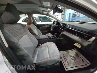2026 Toyota Camry LE - miniatura 18