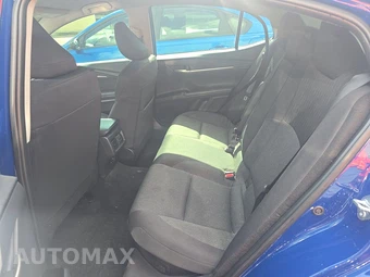 2026 Toyota Camry LE - miniatura 13