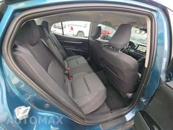 2026 Toyota Camry LE - miniatura 16