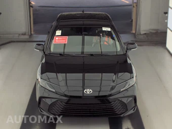 2026 Toyota Camry LE - miniatura 2