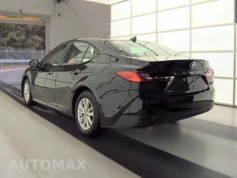 2026 Toyota Camry LE - miniatura 6
