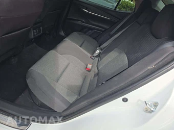 2026 Toyota Camry LE - miniatura 13