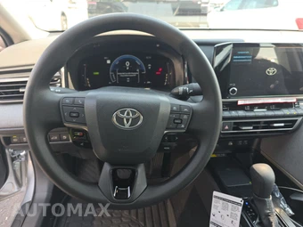 2026 Toyota Camry LE - miniatura 16
