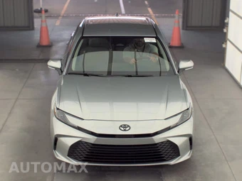 2026 Toyota Camry LE - miniatura 2