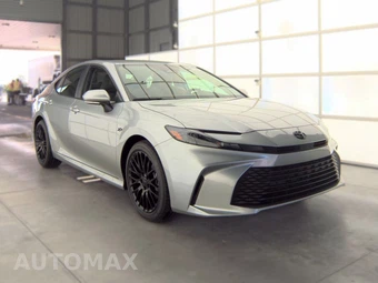 2026 Toyota Camry LE - miniatura 4