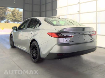 2026 Toyota Camry LE - miniatura 8